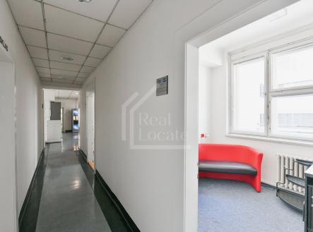 Pronájem kanceláře, 59 m²