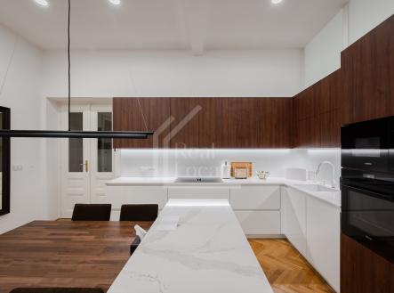 Prodej bytu, 3+1, 107 m²