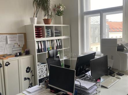 Pronájem kanceláře, 53 m²