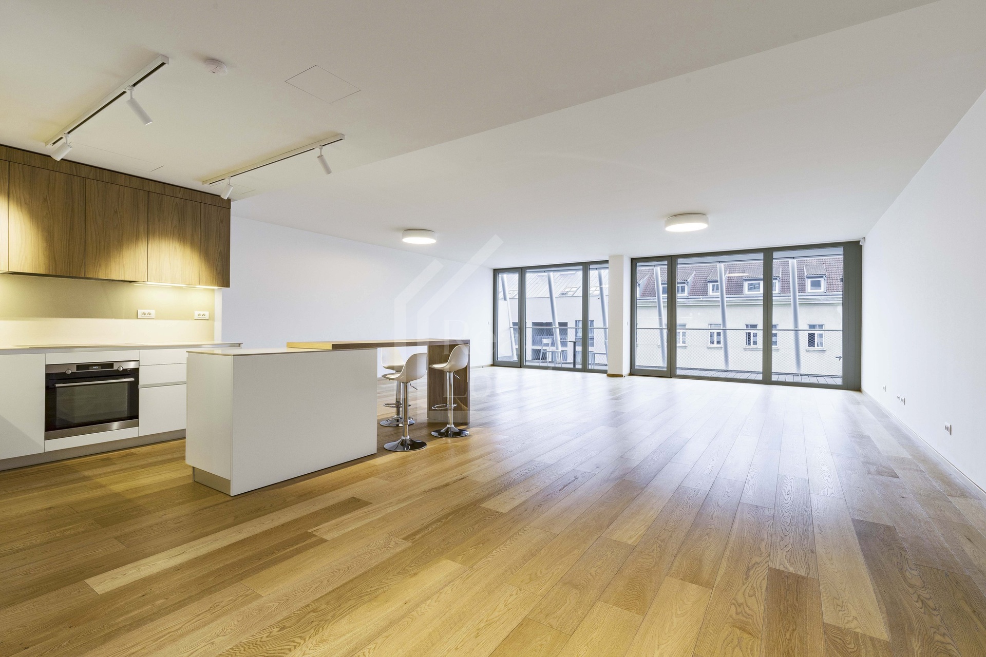 Pronájem luxusního bytu 4+kk, 178 m² s terasami, wellness a garáží – exkluzivní rezidenční bydlení v