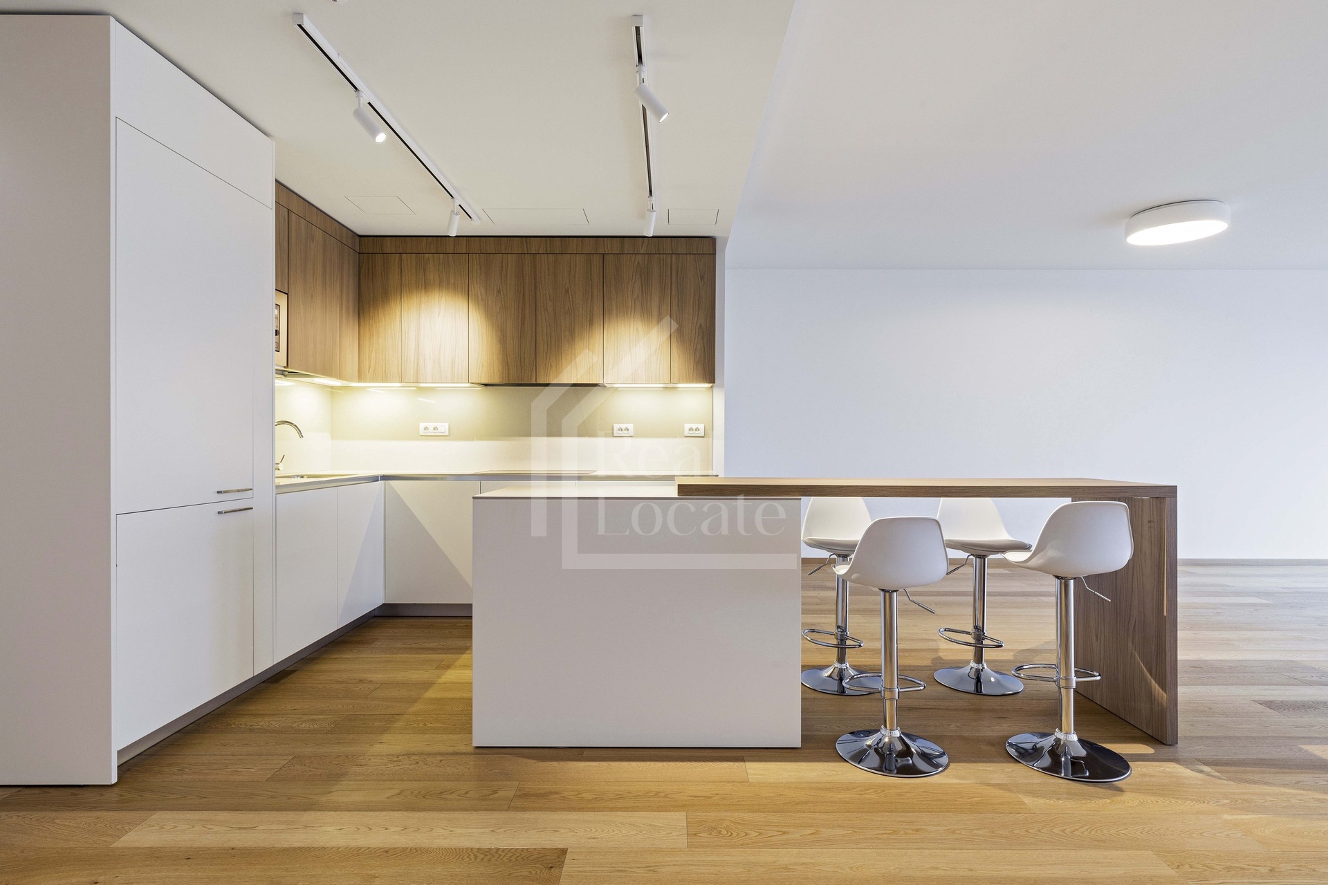 Pronájem luxusního bytu 4+kk, 178 m² s terasami, wellness a garáží – exkluzivní rezidenční bydlení v