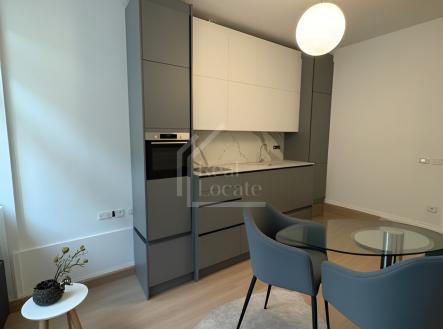 Pronájem bytu, 3+kk, 98 m²