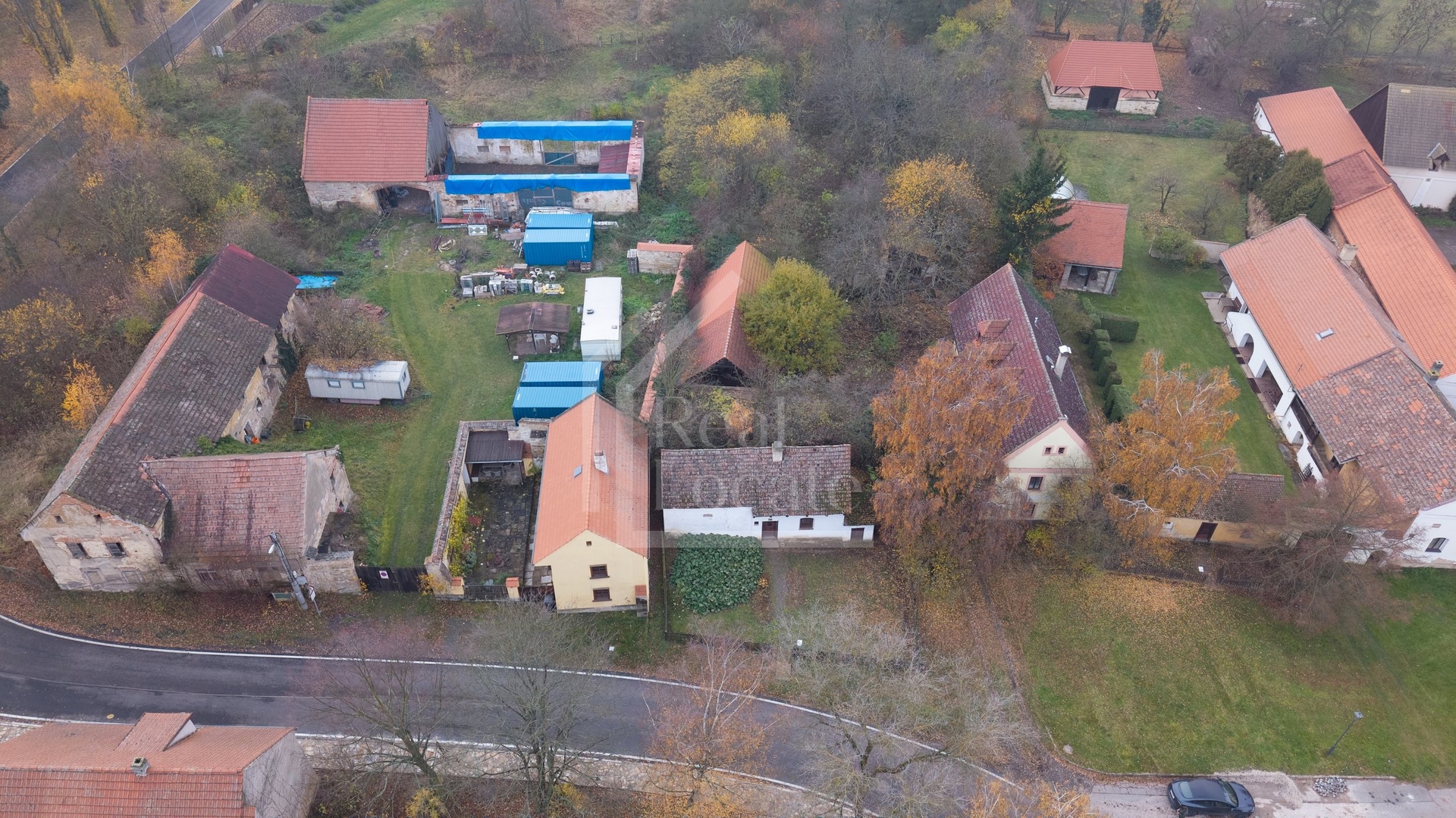 Prodej podílu 1/3 specifického pozemku 161 602 m², Třebíz