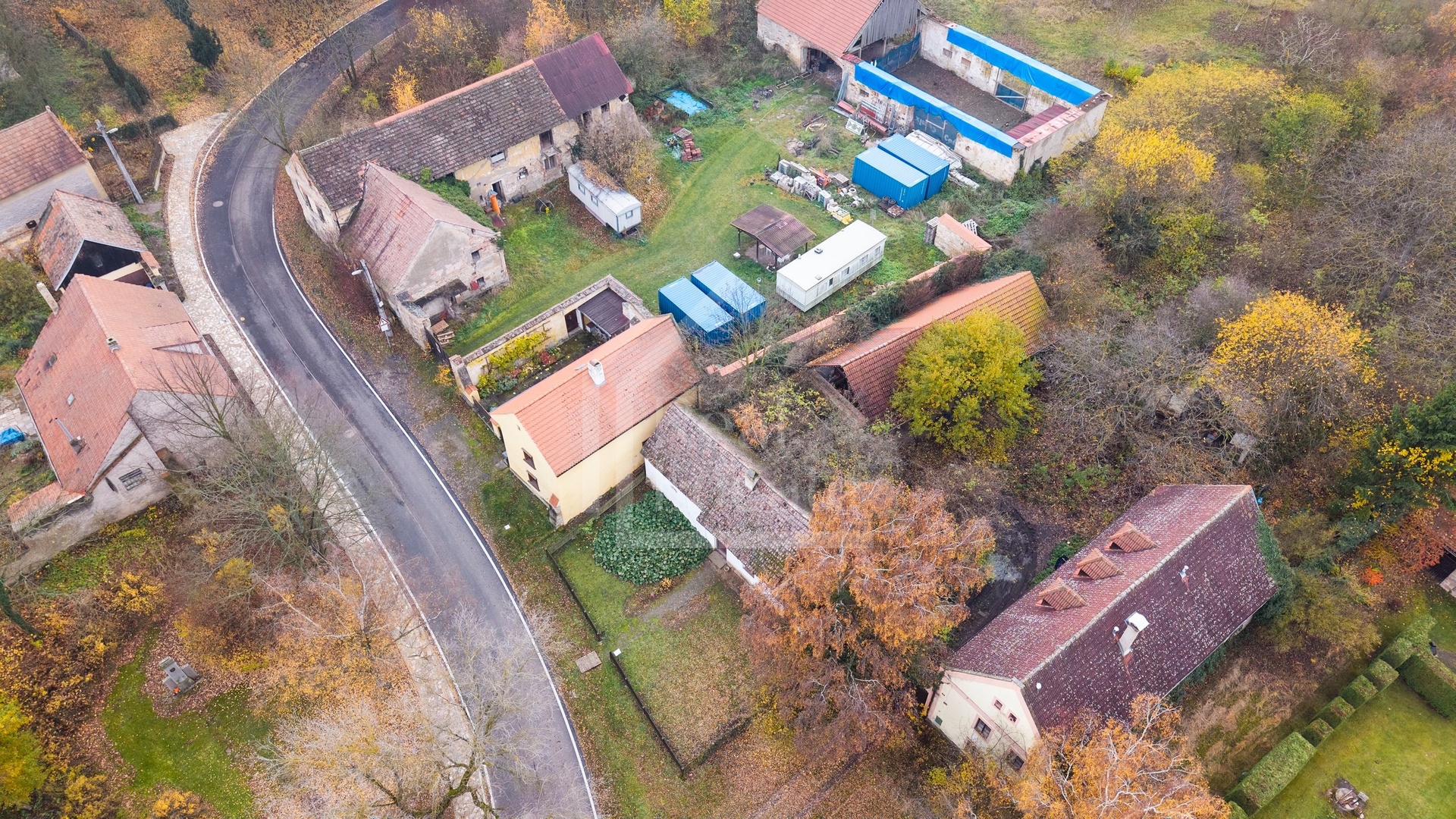 Prodej podílu 1/3 specifického pozemku 161 602 m², Třebíz