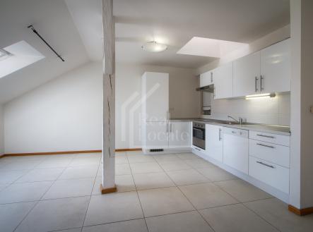 Pronájem bytu, 2+kk, 48 m²