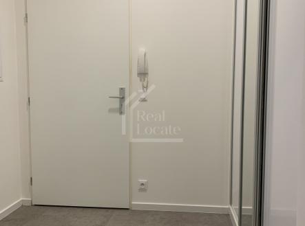 Pronájem bytu, 1+kk, 35 m²