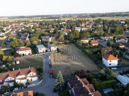 Prodej pozemku pro bydlení, 3 953 m²