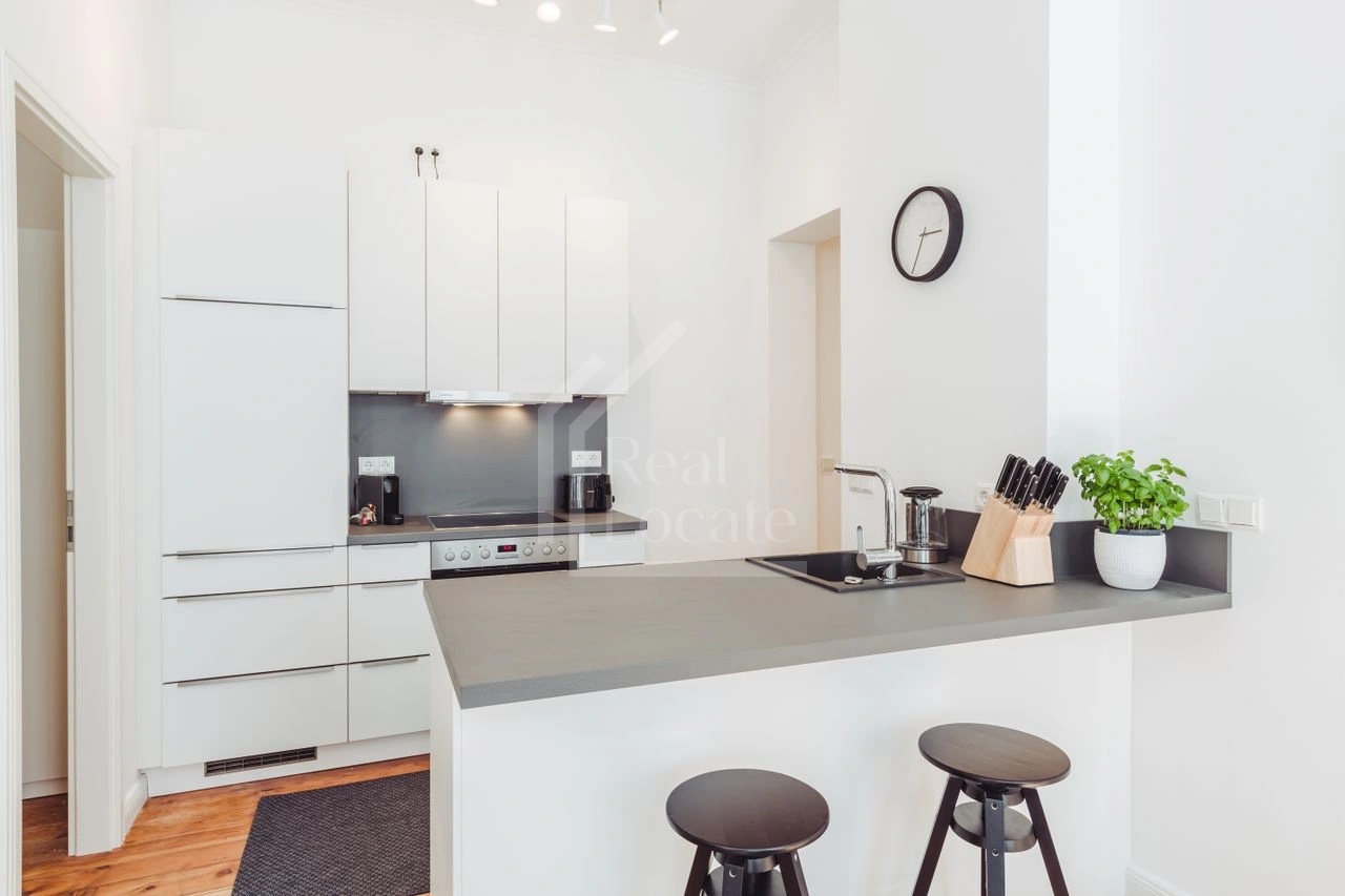 Pronájem, byt, 3+kk, 65 m2, Praha 8 - Karlín