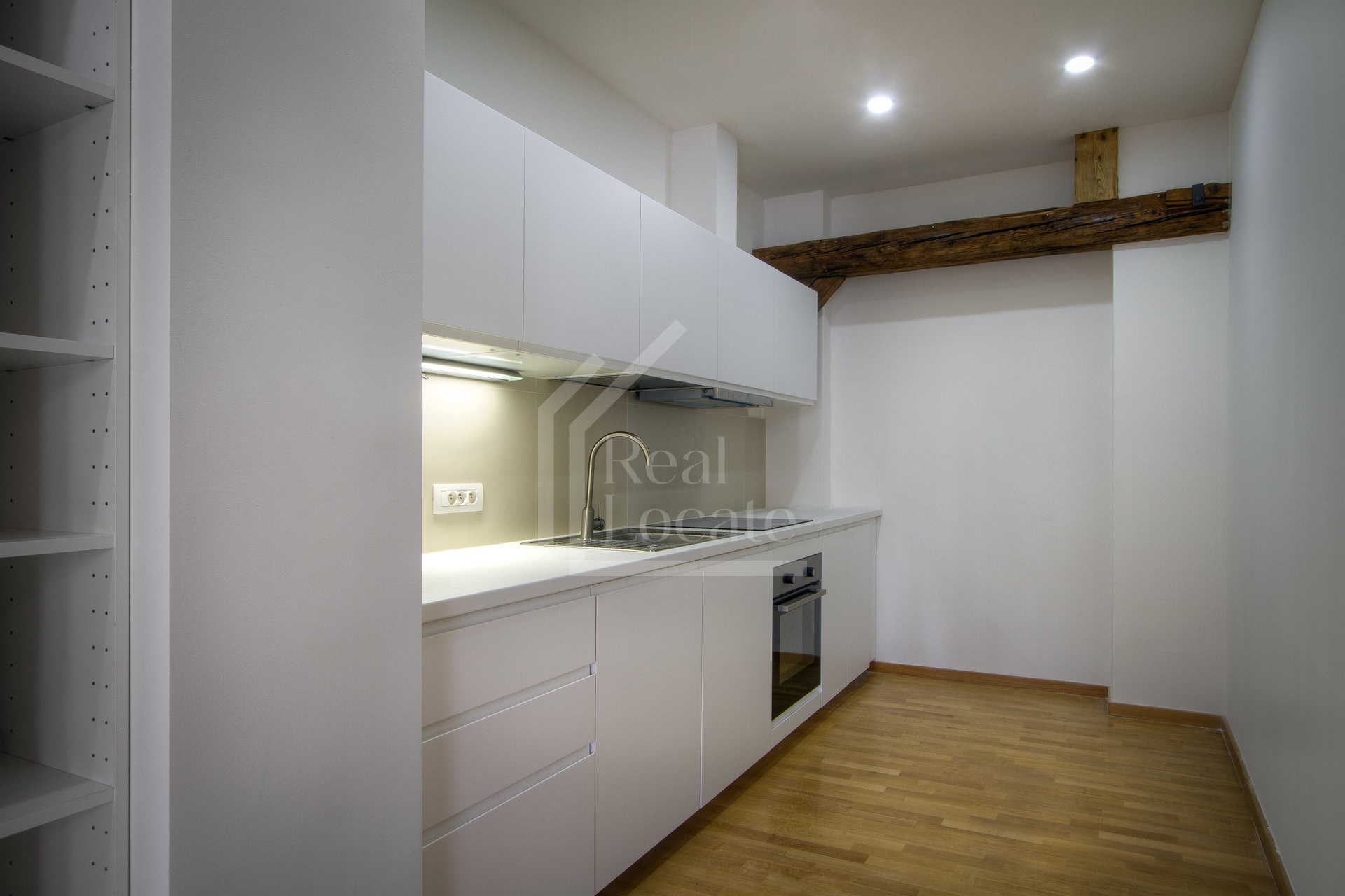 Pronájem byt, 2+kk, 88m2, Sokolovská, Praha 8 - Karlín