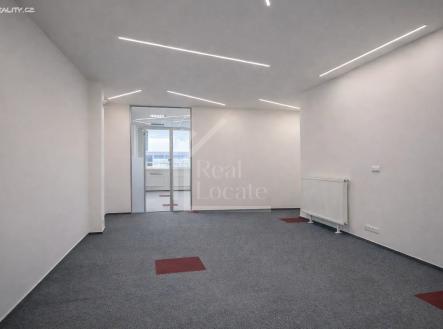 Pronájem kanceláře, 368 m²