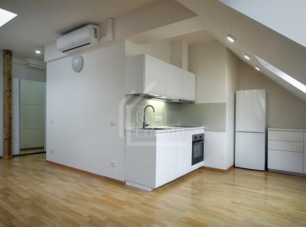 Pronájem bytu, 1+kk, 64 m²