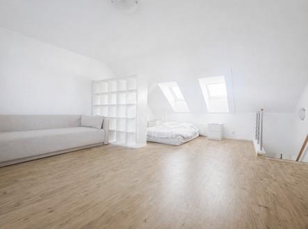 Pronájem bytu, 2+kk, 61 m²