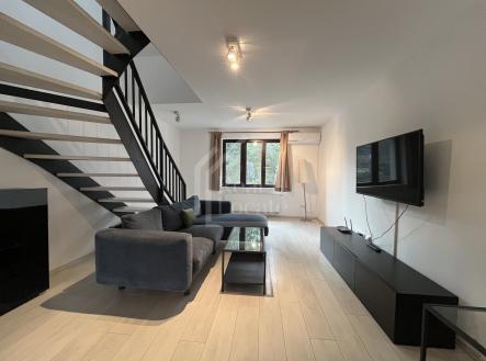 Pronájem bytu, 2+kk, 72 m²