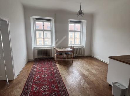 Pronájem bytu, 2+kk, 36 m² obrázek
