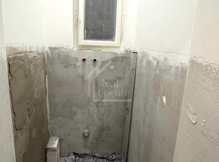 Pronájem obchodní prostor, 82 m²