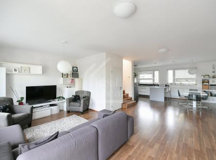 Pronájem domu/vily, 187 m²