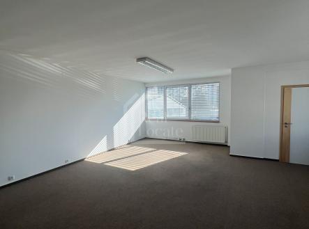 Pronájem kanceláře, 160 m²
