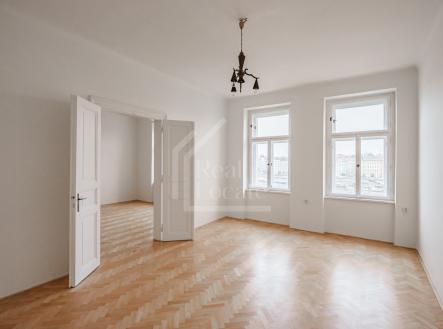 Pronájem bytu, 2+kk, 81 m²