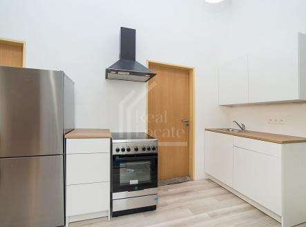 Pronájem bytu, 4+kk, 90 m²