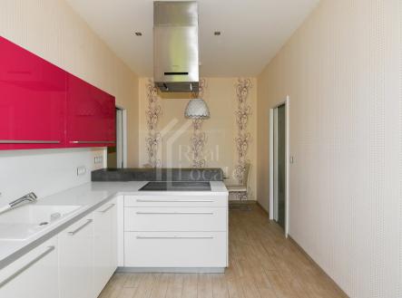 Pronájem bytu, 3+1, 95 m²