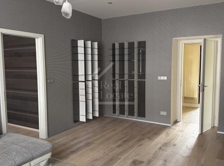 Pronájem bytu, 3+1, 95 m²