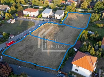 Prodej pozemku pro bydlení, 1 330 m²