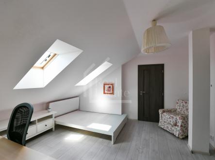 Pronájem bytu, 3+kk, 114 m²