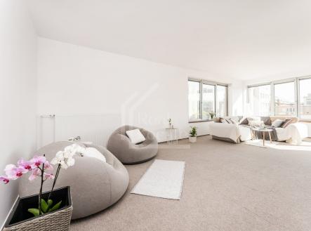Pronájem bytu, 2+kk, 90 m²