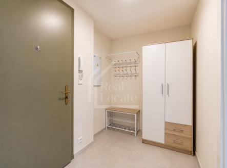 Pronájem bytu, 1+kk, 30 m²