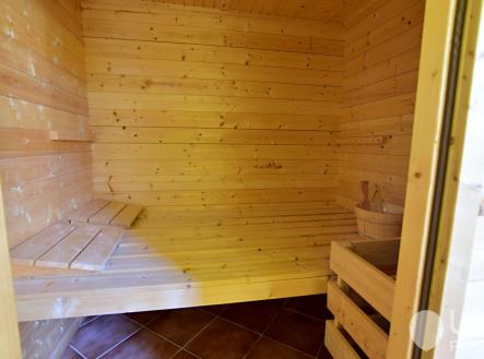 Sauna pro dvě osoby, 1NP