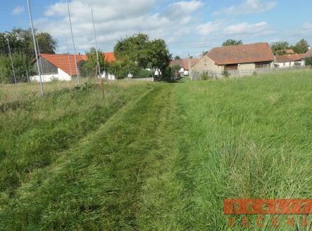 Prodej pozemku pro bydlení, 2 476 m²