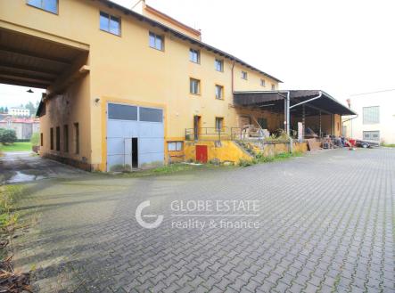 Prodej obchodní prostor, 1 851 m²