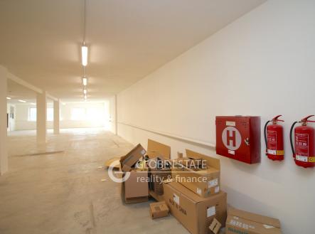 Prodej obchodní prostor, 1 851 m²