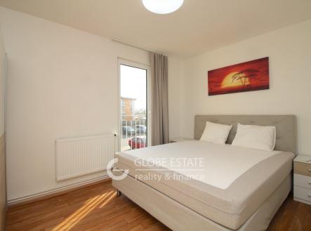 Pronájem bytu, 3+kk, 66 m²