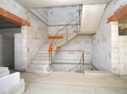 Pronájem kanceláře, 450 m²