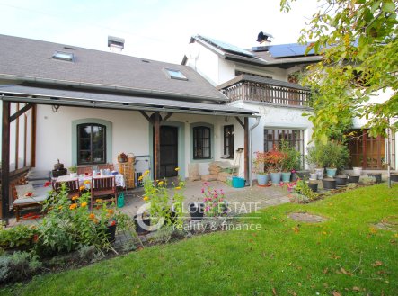 Prodej rodinného domu 230 m² s pozemkem 710 m² – Vinařice u Mladé Boleslavi