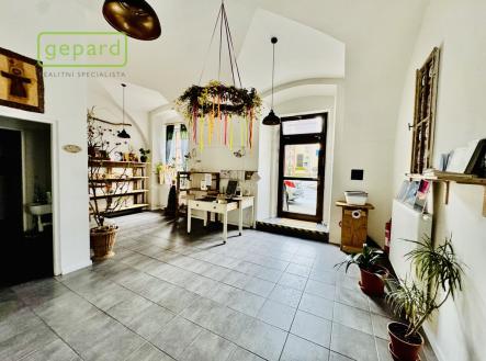 Pronájem obchodní prostor, 106 m²