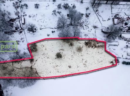 Prodej pozemku pro bydlení, 3 300 m²