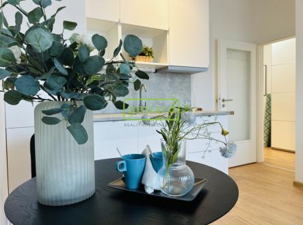 Pronájem bytu, 2+kk, 55 m²