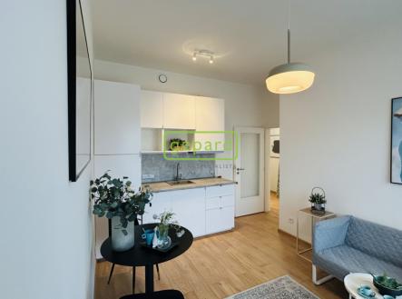 Pronájem bytu, 2+kk, 55 m²
