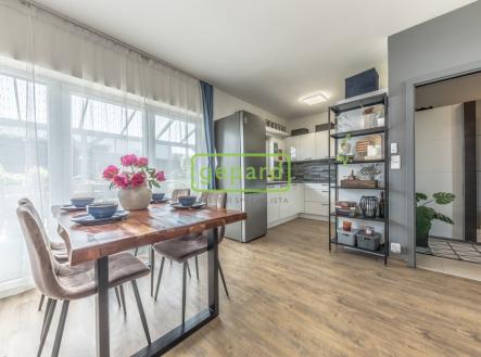 Prodej bytu, 4+kk, 99 m²
