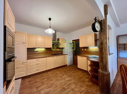 Pronájem bytu, 2+1, 97 m²