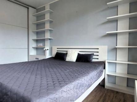 Pronájem bytu, 3+kk, 81 m²