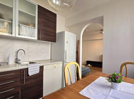 Pronájem bytu, 2+1, 56 m²