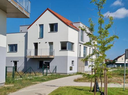 Pronájem bytu, 1+kk, 38 m² obrázek