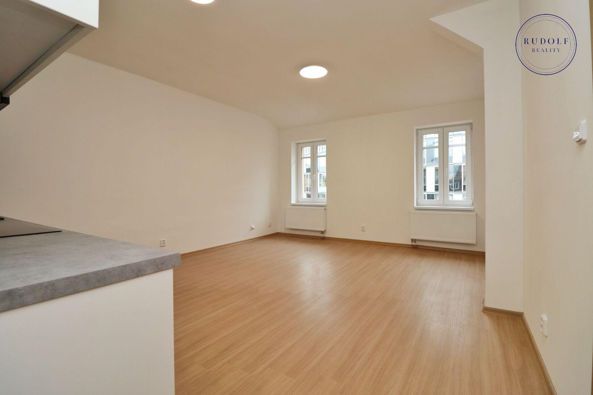 Pronájem bytu 3+kk, 62 m2, ul. Goethova, Plzeň