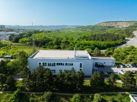 Prodej nájemního domu, 3 872 m²