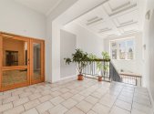 Pronájem jiné komerční nemovitosti, 1 800 m²