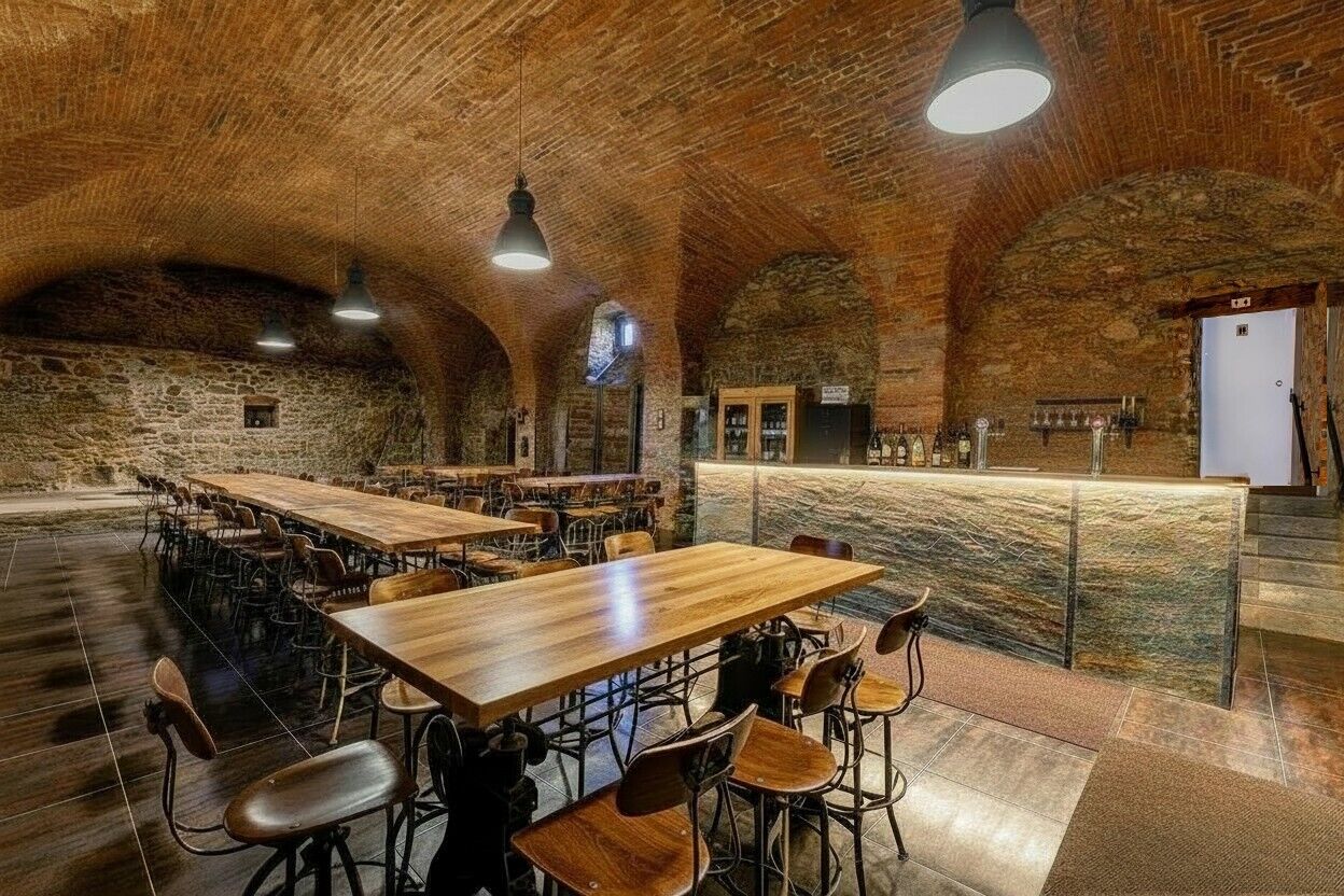 Prodej komerčního objektu – Chrám vína 1667, Popice u Znojma