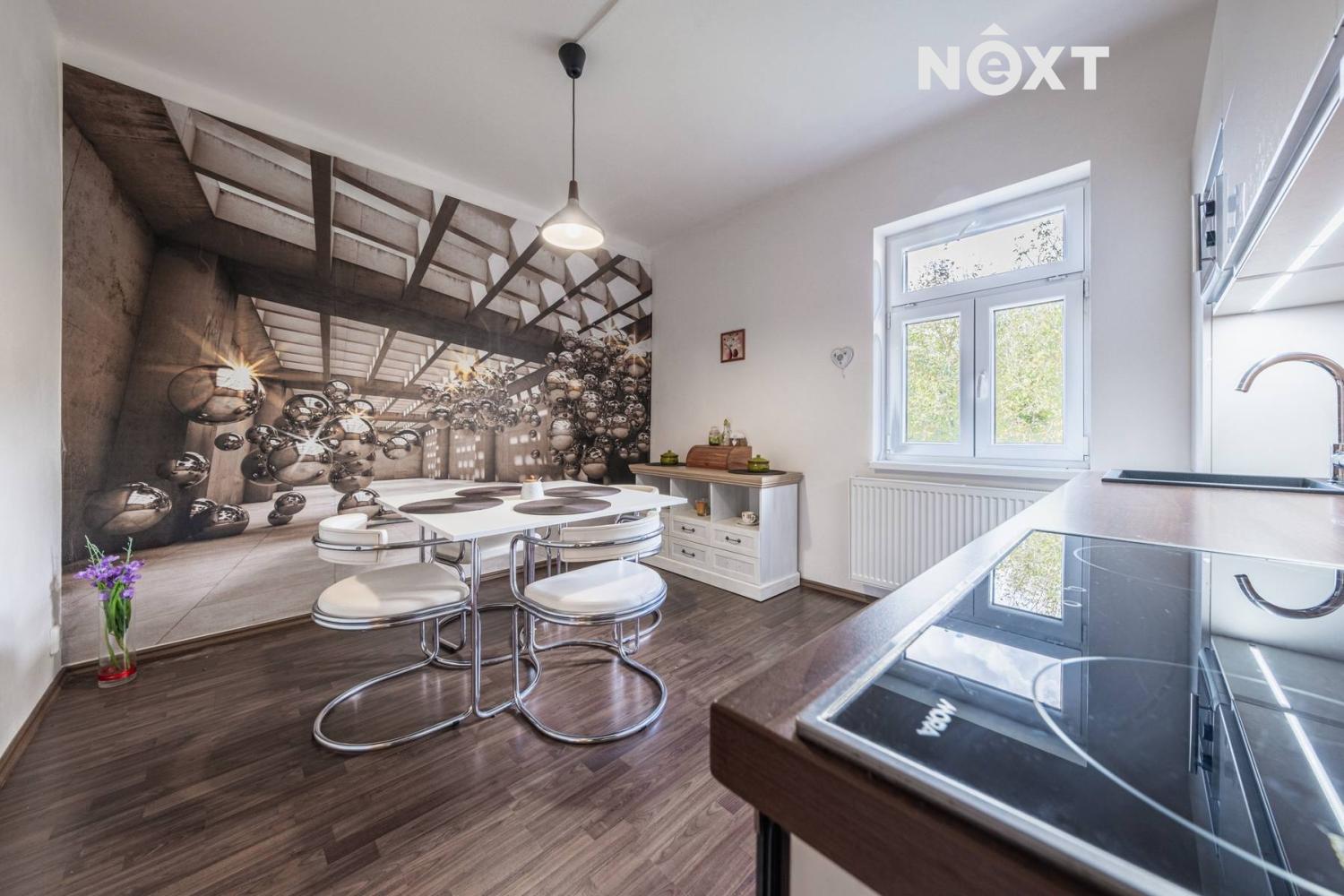 Prodej komerční Činžovní dům, 320㎡